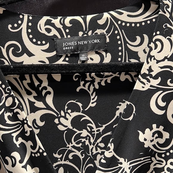 Cap sleeve mid calf dress - Picture 2 of 3